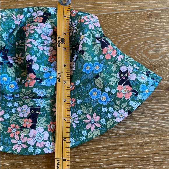 Floral Cat Print Bucket Hat - Picture 8 of 8